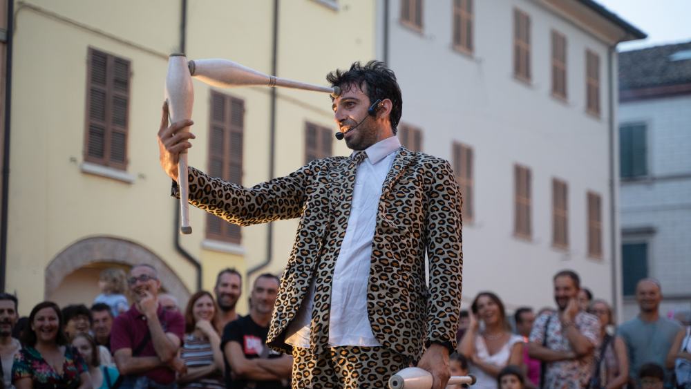 SACHA FOTO